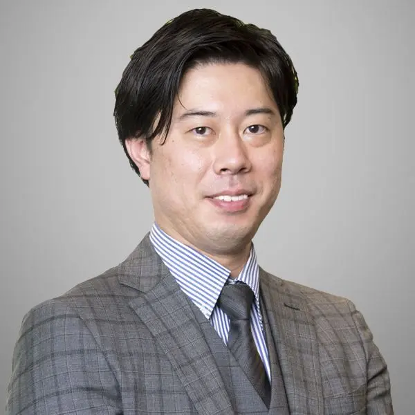 山本 哲平  氏